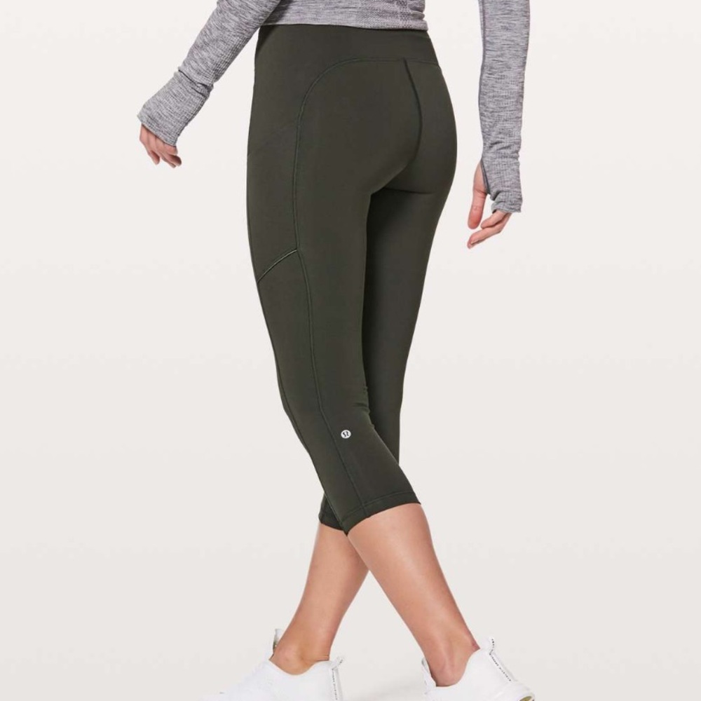 Lululemon Athletica Speed up Deep Green crop Leggings pockets Running Training